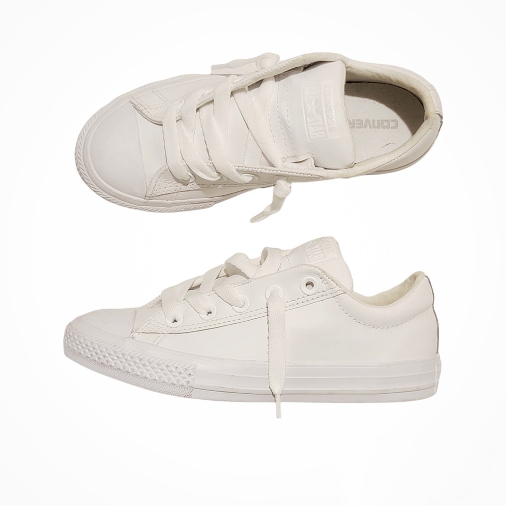 Converse | Chuck Taylor White Leather All-Star Slip-on Lace up Sneakers Size 2